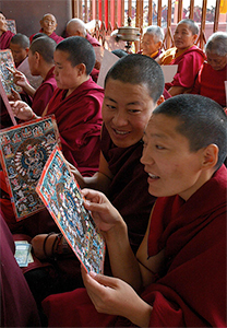 A group of Tibetan nuns.