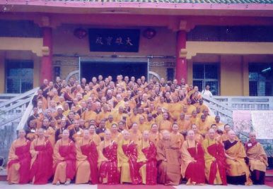 gallery-monastic-life-ven-chodron-bodhgaya-bhikshuni-ordination-1998-2