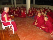 gallery-monastic-life-ven-chodron-jangchub-choeling-nunnery-2003