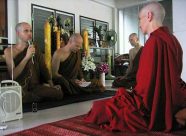 gallery-monastic-life-ven-chodron-wat-marp-jan-2005-2