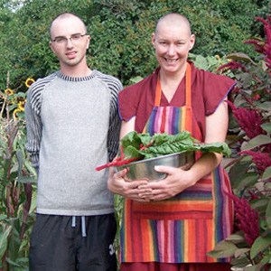 Venerable Chogkyi with an EML participant.