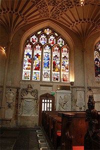 Glasmalerei in einer anglikanischen Kirche.