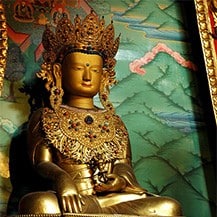 Golden statue of Vajrasattva.