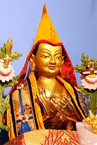 Statue de Lama Tsongkhapa.