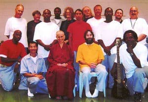 Le Vénérable Chodron avec des détenus de Pacific, Missouri.